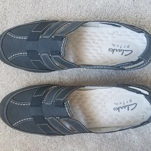 Clarks "Haley" Stork Black Trail Shoes, Size 10 Medium